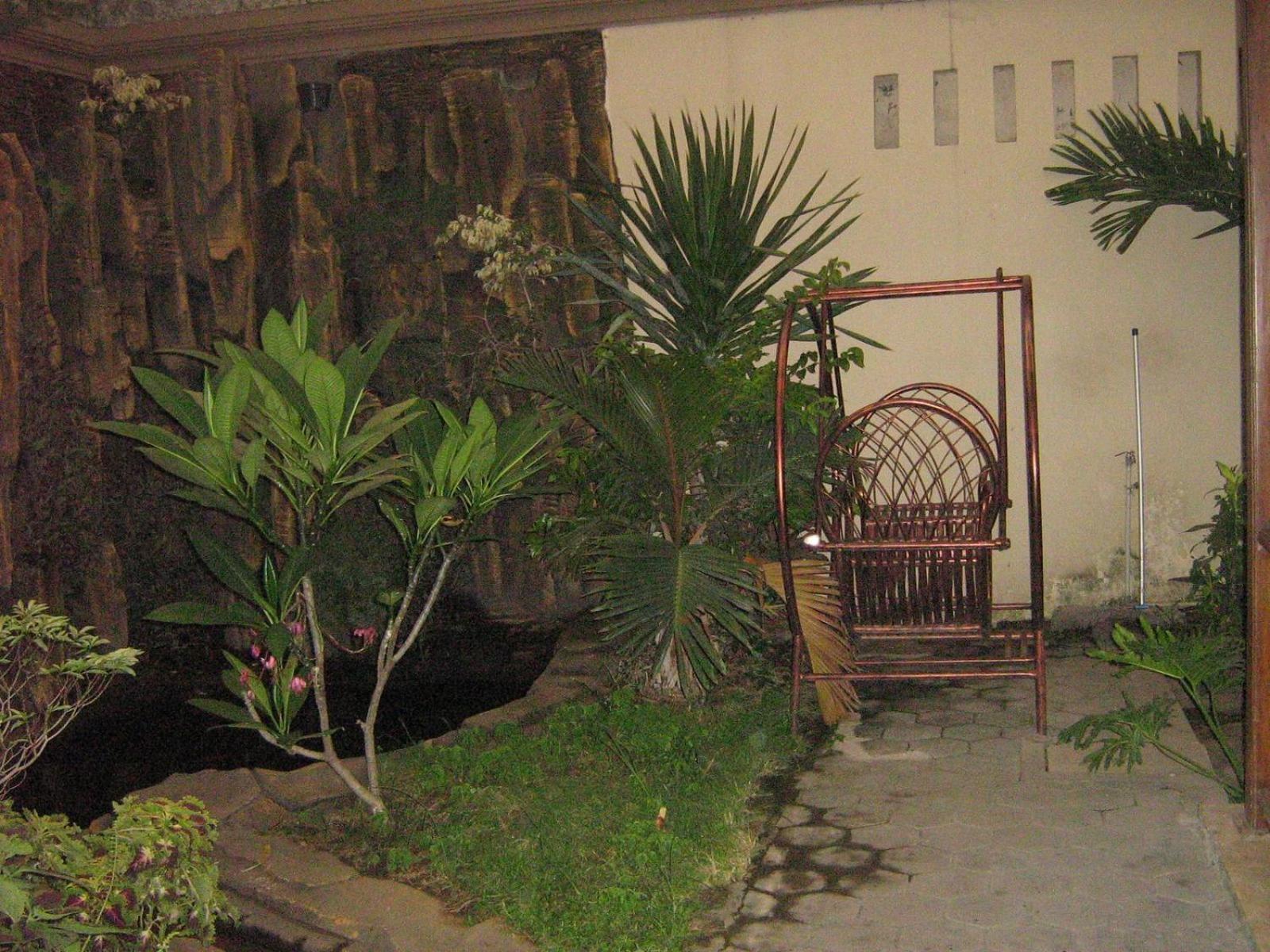 Hotel Laweyan Solo Exterior photo